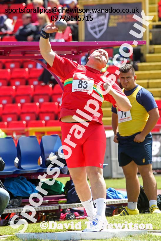 Senior boys shot putt, English Schools Track and Field. Photo: David T. Hewitson/Sports for All Pics